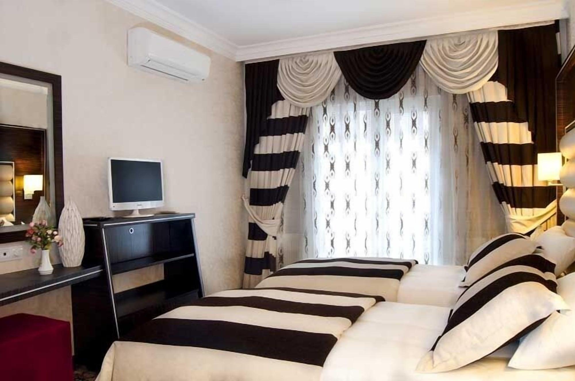 Turist Hotel Ankara Exteriör bild