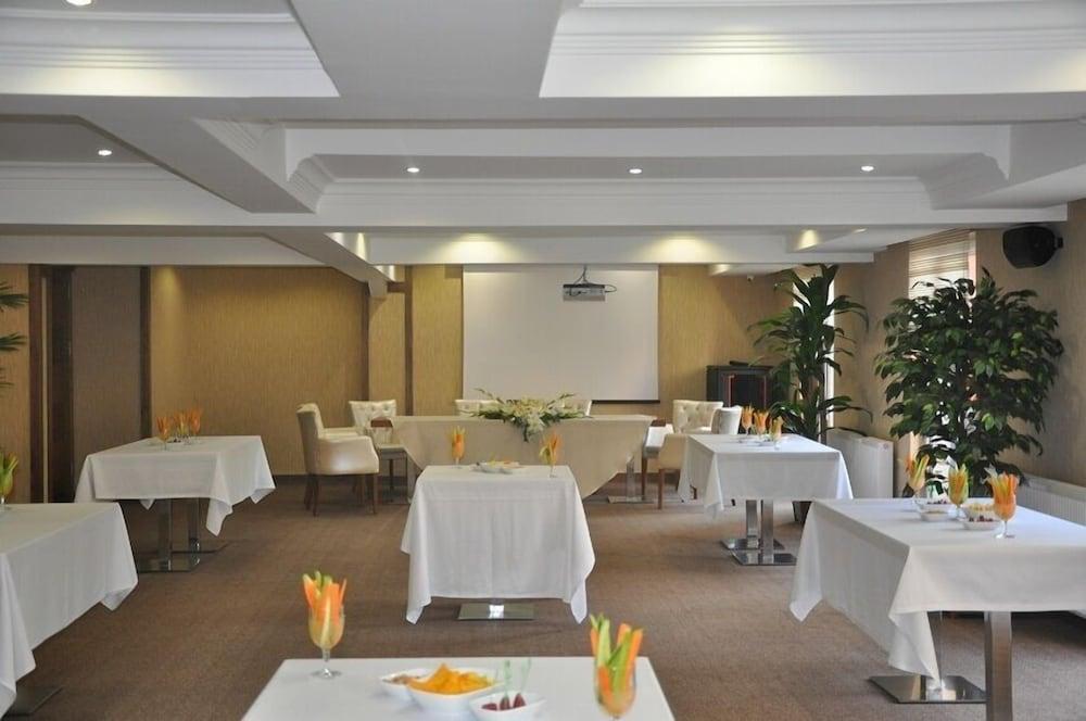 Turist Hotel Ankara Exteriör bild